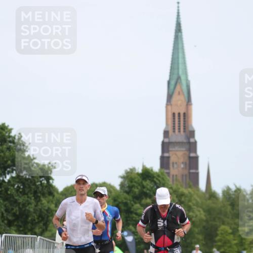 22.06.2025 - Viking Triathlon H.Heesch http://msf.ph/oto/8100507 22.06.2025 13:33:57 Laufen 28, 156, 482, 555 meine-sportfotos.de