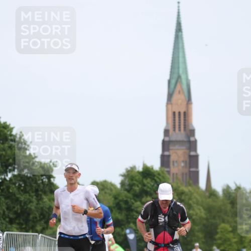 22.06.2025 - Viking Triathlon H.Heesch http://msf.ph/oto/8100516 22.06.2025 13:33:57 Laufen 28, 156, 482, 555 meine-sportfotos.de