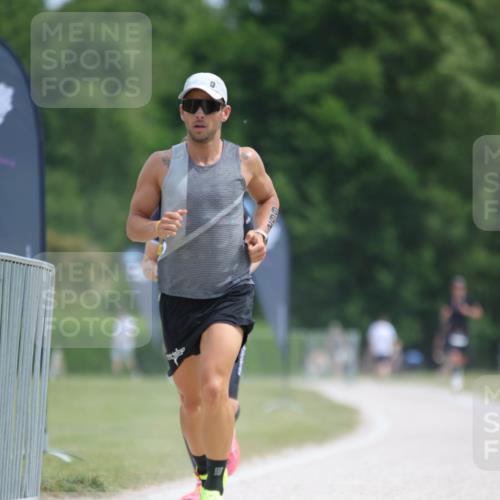 22.06.2025 - Viking Triathlon H.Heesch http://msf.ph/oto/8100525 22.06.2025 12:52:45 Laufen 14, 662 meine-sportfotos.de