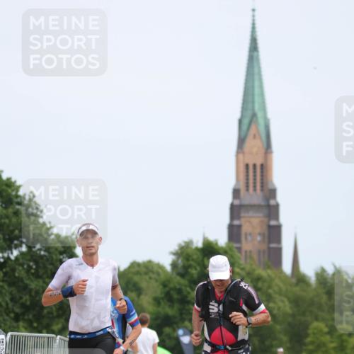 22.06.2025 - Viking Triathlon H.Heesch http://msf.ph/oto/8100526 22.06.2025 13:33:57 Laufen 28, 156, 482, 555 meine-sportfotos.de