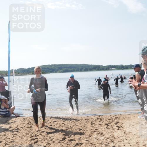 22.06.2025 - Viking Triathlon MichiJ http://msf.ph/oto/8100527 22.06.2025 10:44:51 Schwimmen 18, 39, 168, 440, 446, 638, 653 meine-sportfotos.de