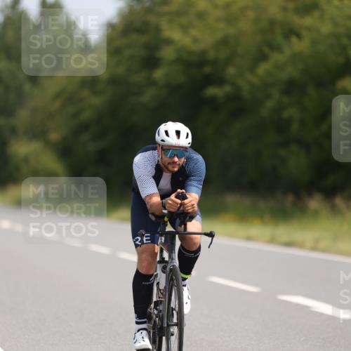 22.06.2025 - Viking Triathlon Yannick Fuchs http://msf.ph/oto/8100531 22.06.2025 11:24:55 Radfahren 85, 114, 204, 215, 306, 548, 603, 626 meine-sportfotos.de