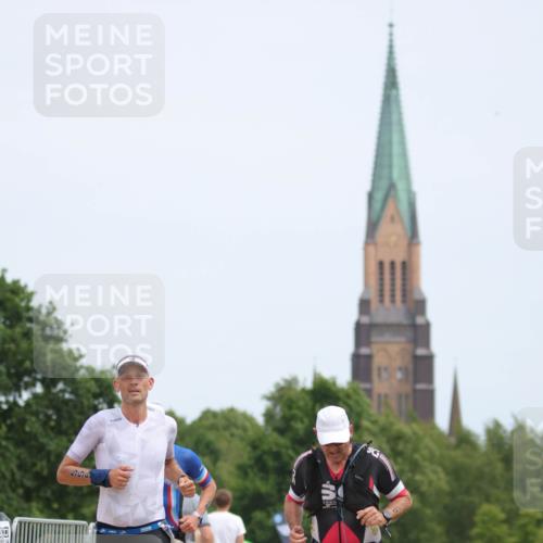 22.06.2025 - Viking Triathlon H.Heesch http://msf.ph/oto/8100533 22.06.2025 13:33:57 Laufen 28, 156, 482, 555 meine-sportfotos.de