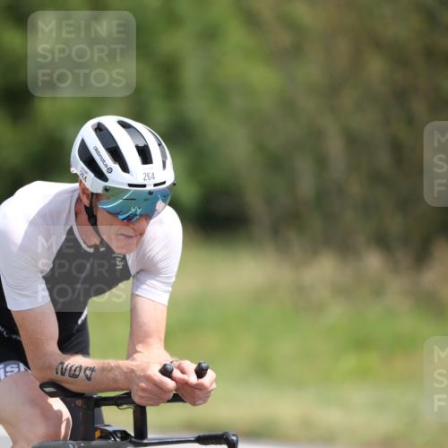 22.06.2025 - Viking Triathlon Yannick Fuchs http://msf.ph/oto/8100534 22.06.2025 12:03:50 Radfahren 60, 264 meine-sportfotos.de
