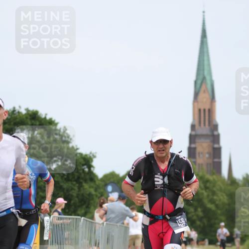 22.06.2025 - Viking Triathlon H.Heesch http://msf.ph/oto/8100536 22.06.2025 13:33:59 Laufen 28, 156, 555 meine-sportfotos.de