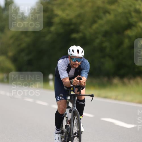 22.06.2025 - Viking Triathlon Yannick Fuchs http://msf.ph/oto/8100537 22.06.2025 11:24:55 Radfahren 85, 114, 204, 215, 306, 548, 603, 626 meine-sportfotos.de