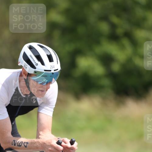 22.06.2025 - Viking Triathlon Yannick Fuchs http://msf.ph/oto/8100544 22.06.2025 12:03:50 Radfahren 60, 264 meine-sportfotos.de