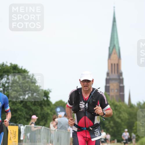22.06.2025 - Viking Triathlon H.Heesch http://msf.ph/oto/8100547 22.06.2025 13:33:59 Laufen 28, 156, 555 meine-sportfotos.de