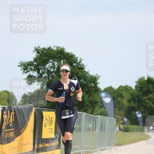 22.06.2025 - Viking Triathlon H.Heesch http://msf.ph/oto/8100556 22.06.2025 12:52:50 Laufen 14, 662 meine-sportfotos.de
