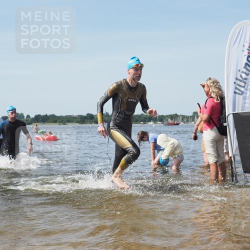 22.06.2025 - Viking Triathlon KatJ http://msf.ph/oto/8100567 22.06.2025 10:33:11 Schwimmen 28, 91, 387, 399, 608 meine-sportfotos.de