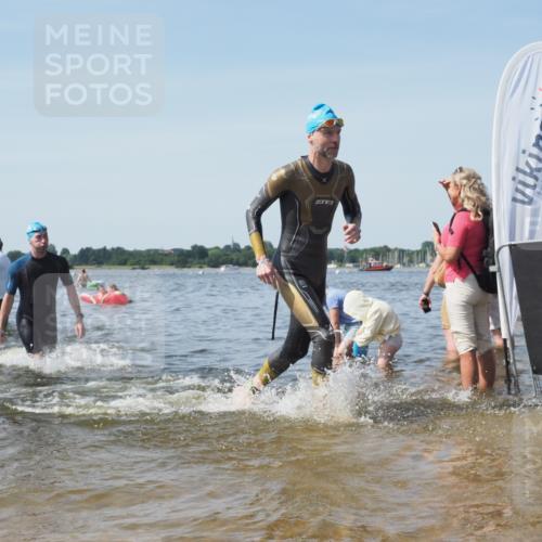 22.06.2025 - Viking Triathlon KatJ http://msf.ph/oto/8100580 22.06.2025 10:33:11 Schwimmen 28, 91, 387, 399, 608 meine-sportfotos.de