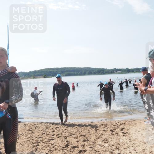 22.06.2025 - Viking Triathlon MichiJ http://msf.ph/oto/8100587 22.06.2025 10:44:52 Schwimmen 18, 39, 168, 440, 446, 638, 653 meine-sportfotos.de
