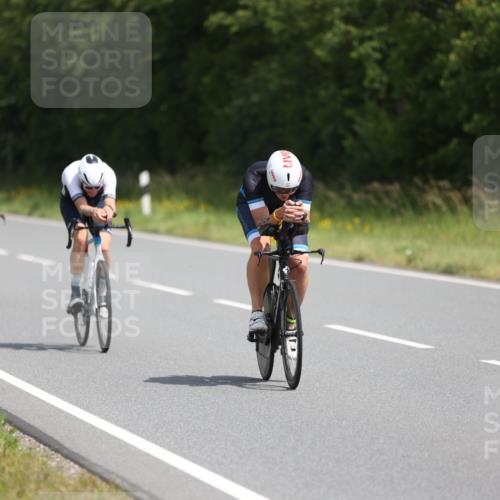 22.06.2025 - Viking Triathlon Yannick Fuchs http://msf.ph/oto/8100602 22.06.2025 12:04:05 Radfahren 38, 42, 142, 149, 333, 351, 378, 517 meine-sportfotos.de