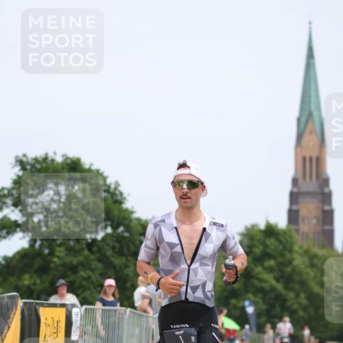 22.06.2025 - Viking Triathlon H.Heesch http://msf.ph/oto/8100608 22.06.2025 13:34:11 Laufen 1, 494 meine-sportfotos.de