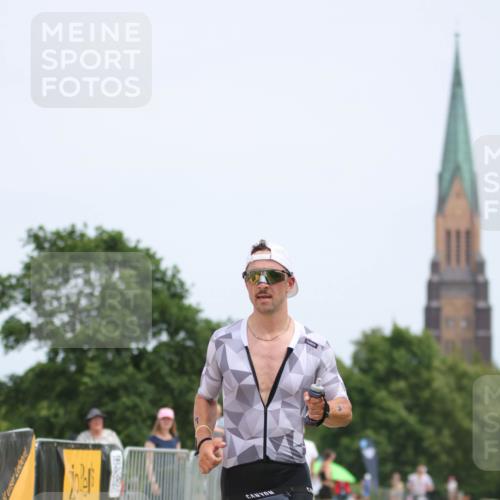 22.06.2025 - Viking Triathlon H.Heesch http://msf.ph/oto/8100610 22.06.2025 13:34:11 Laufen 1, 494 meine-sportfotos.de