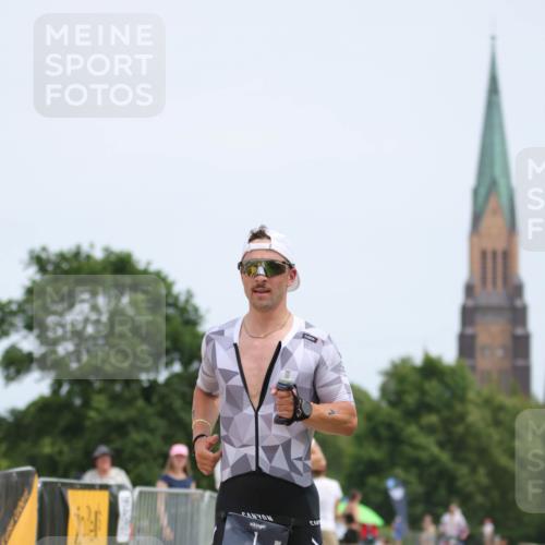 22.06.2025 - Viking Triathlon H.Heesch http://msf.ph/oto/8100614 22.06.2025 13:34:11 Laufen 1, 494 meine-sportfotos.de