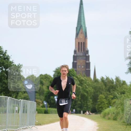 22.06.2025 - Viking Triathlon H.Heesch http://msf.ph/oto/8100636 22.06.2025 12:53:14 Laufen 189 meine-sportfotos.de