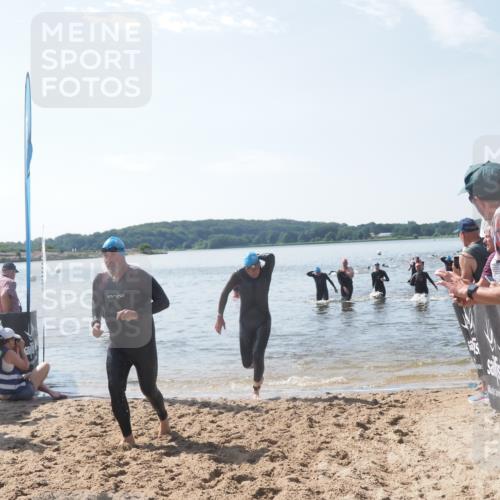 22.06.2025 - Viking Triathlon MichiJ http://msf.ph/oto/8100656 22.06.2025 10:44:53 Schwimmen 18, 39, 168, 440, 446, 638, 653 meine-sportfotos.de