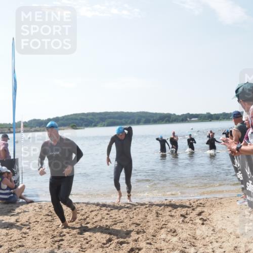 22.06.2025 - Viking Triathlon MichiJ http://msf.ph/oto/8100664 22.06.2025 10:44:53 Schwimmen 18, 39, 168, 440, 446, 638, 653 meine-sportfotos.de
