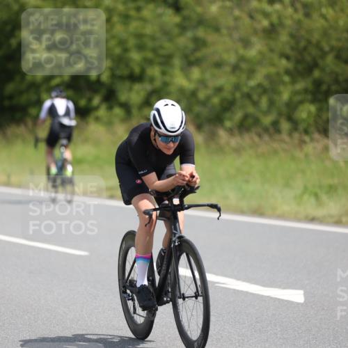 22.06.2025 - Viking Triathlon Yannick Fuchs http://msf.ph/oto/8100682 22.06.2025 12:04:08 Radfahren 38, 42, 142, 149, 333, 351, 517, 650 meine-sportfotos.de