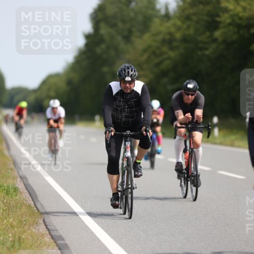22.06.2025 - Viking Triathlon Yannick Fuchs http://msf.ph/oto/8100684 22.06.2025 11:25:02 Radfahren 77, 85, 114, 164, 215, 306, 482, 548, 626 meine-sportfotos.de