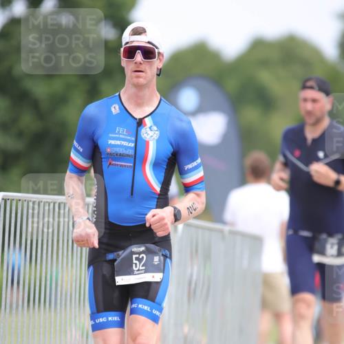 22.06.2025 - Viking Triathlon H.Heesch http://msf.ph/oto/8100690 22.06.2025 13:34:30 Laufen 52, 54, 294 meine-sportfotos.de