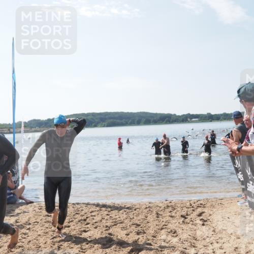 22.06.2025 - Viking Triathlon MichiJ http://msf.ph/oto/8100721 22.06.2025 10:44:55 Schwimmen 39, 168, 440, 638, 653 meine-sportfotos.de