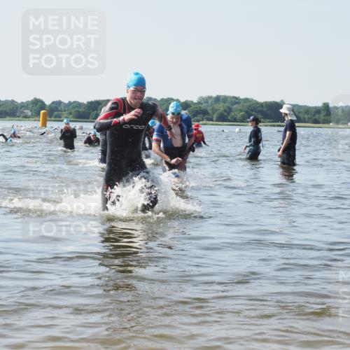 22.06.2025 - Viking Triathlon KatJ http://msf.ph/oto/8100726 22.06.2025 10:33:20 Schwimmen 28, 38, 300, 387, 524, 608 meine-sportfotos.de