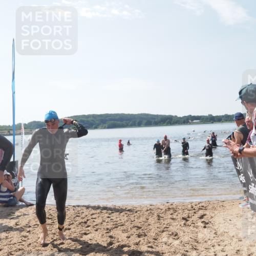 22.06.2025 - Viking Triathlon MichiJ http://msf.ph/oto/8100730 22.06.2025 10:44:55 Schwimmen 39, 168, 440, 638, 653 meine-sportfotos.de
