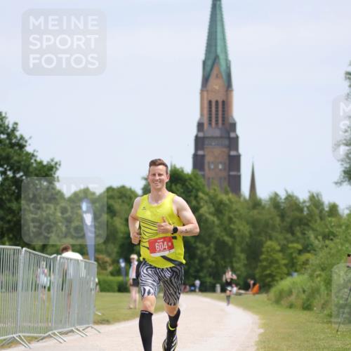 22.06.2025 - Viking Triathlon H.Heesch http://msf.ph/oto/8100732 22.06.2025 12:54:07 Laufen 604 meine-sportfotos.de