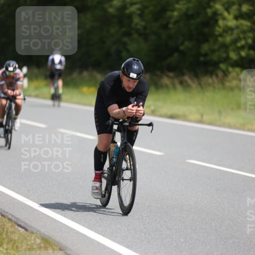 22.06.2025 - Viking Triathlon Yannick Fuchs http://msf.ph/oto/8100736 22.06.2025 12:04:11 Radfahren 38, 42, 142, 149, 333, 351, 517, 650 meine-sportfotos.de