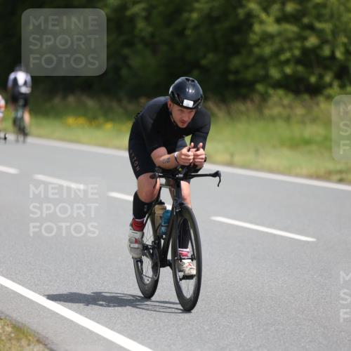 22.06.2025 - Viking Triathlon Yannick Fuchs http://msf.ph/oto/8100746 22.06.2025 12:04:11 Radfahren 38, 42, 142, 149, 333, 351, 517, 650 meine-sportfotos.de