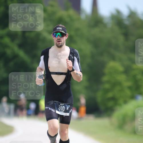 22.06.2025 - Viking Triathlon H.Heesch http://msf.ph/oto/8100763 22.06.2025 12:54:22 Laufen 310 meine-sportfotos.de