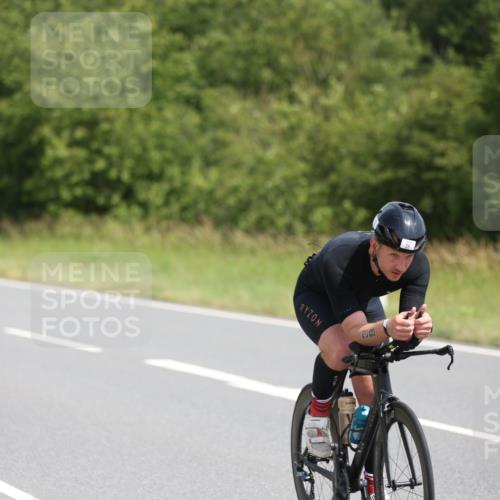 22.06.2025 - Viking Triathlon Yannick Fuchs http://msf.ph/oto/8100781 22.06.2025 12:04:12 Radfahren 38, 42, 142, 149, 333, 517, 650 meine-sportfotos.de