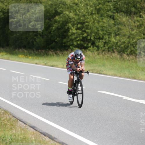 22.06.2025 - Viking Triathlon Yannick Fuchs http://msf.ph/oto/8100784 22.06.2025 12:04:12 Radfahren 38, 42, 142, 149, 333, 517, 650 meine-sportfotos.de