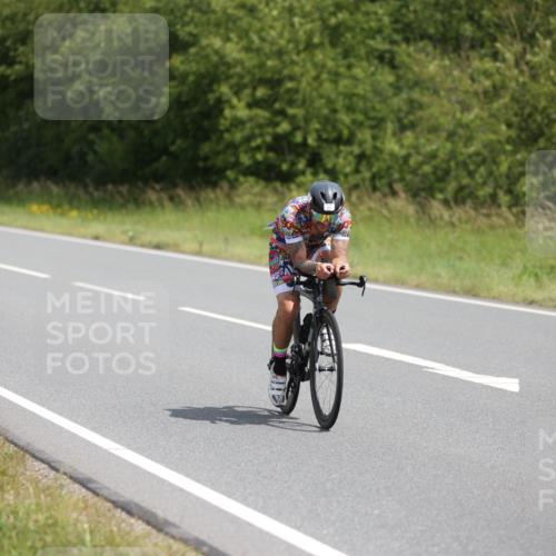 22.06.2025 - Viking Triathlon Yannick Fuchs http://msf.ph/oto/8100794 22.06.2025 12:04:12 Radfahren 38, 42, 142, 149, 333, 517, 650 meine-sportfotos.de