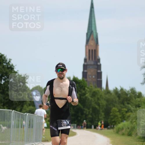 22.06.2025 - Viking Triathlon H.Heesch http://msf.ph/oto/8100809 22.06.2025 12:54:25 Laufen 310 meine-sportfotos.de