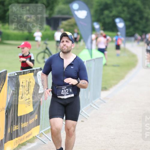 22.06.2025 - Viking Triathlon H.Heesch http://msf.ph/oto/8100812 22.06.2025 16:44:26 Laufen 402, 470 meine-sportfotos.de