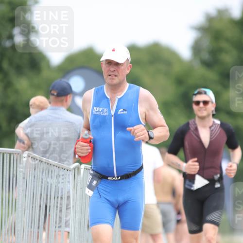 22.06.2025 - Viking Triathlon H.Heesch http://msf.ph/oto/8100818 22.06.2025 13:34:49 Laufen 109, 229, 238 meine-sportfotos.de