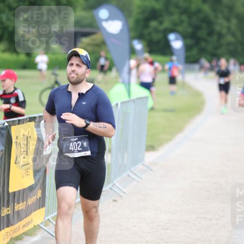22.06.2025 - Viking Triathlon H.Heesch http://msf.ph/oto/8100820 22.06.2025 16:44:27 Laufen 402, 470 meine-sportfotos.de