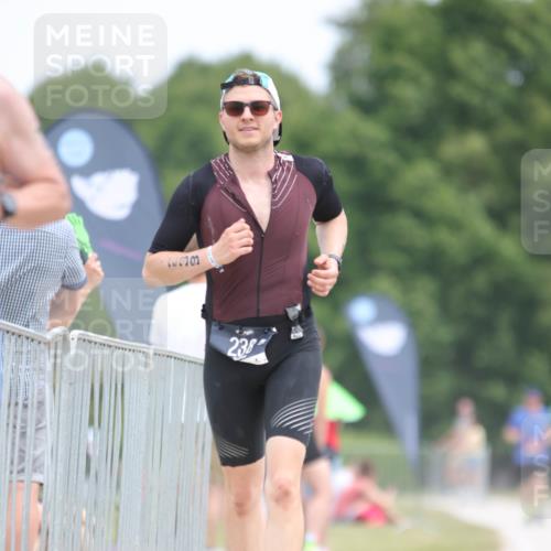22.06.2025 - Viking Triathlon H.Heesch http://msf.ph/oto/8100827 22.06.2025 13:34:50 Laufen 109, 229, 238 meine-sportfotos.de