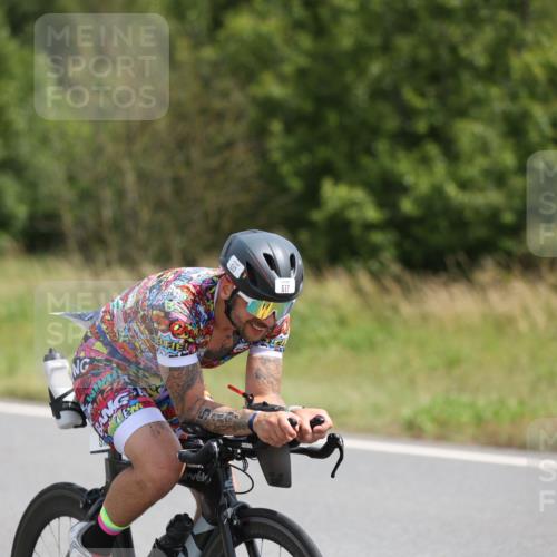 22.06.2025 - Viking Triathlon Yannick Fuchs http://msf.ph/oto/8100838 22.06.2025 12:04:13 Radfahren 38, 142, 149, 333, 517, 650 meine-sportfotos.de
