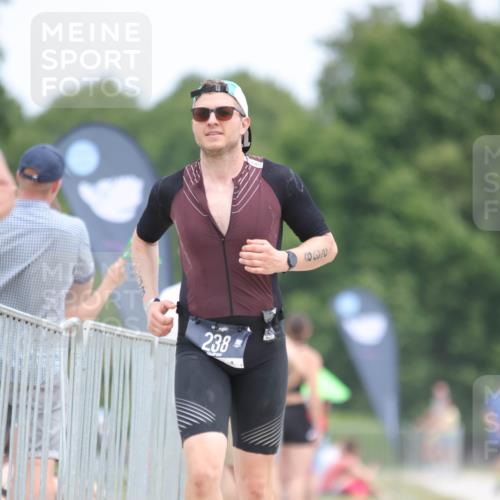 22.06.2025 - Viking Triathlon H.Heesch http://msf.ph/oto/8100842 22.06.2025 13:34:51 Laufen 109, 229, 238 meine-sportfotos.de