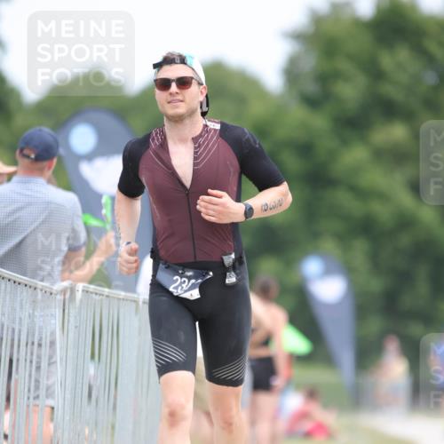 22.06.2025 - Viking Triathlon H.Heesch http://msf.ph/oto/8100846 22.06.2025 13:34:51 Laufen 109, 229, 238 meine-sportfotos.de