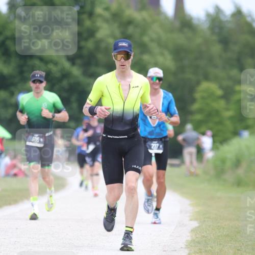 22.06.2025 - Viking Triathlon H.Heesch http://msf.ph/oto/8100892 22.06.2025 13:35:02 Laufen 148, 237, 505 meine-sportfotos.de