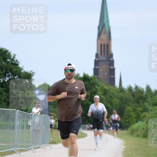 22.06.2025 - Viking Triathlon H.Heesch http://msf.ph/oto/8100904 22.06.2025 12:54:49 Laufen 444, 645 meine-sportfotos.de
