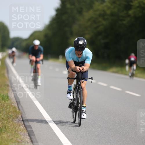 22.06.2025 - Viking Triathlon Yannick Fuchs http://msf.ph/oto/8100906 22.06.2025 11:25:27 Radfahren 9, 90, 185, 195, 198, 228, 384, 390, 401, 500, 534 meine-sportfotos.de