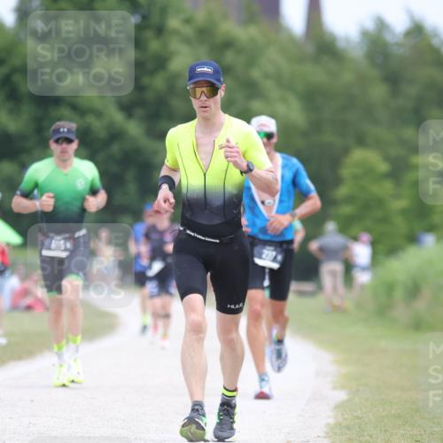 22.06.2025 - Viking Triathlon H.Heesch http://msf.ph/oto/8100911 22.06.2025 13:35:02 Laufen 148, 237, 505 meine-sportfotos.de