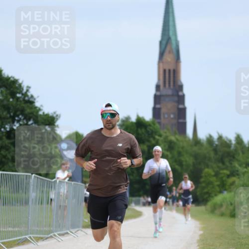 22.06.2025 - Viking Triathlon H.Heesch http://msf.ph/oto/8100912 22.06.2025 12:54:49 Laufen 444, 645 meine-sportfotos.de