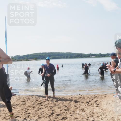 22.06.2025 - Viking Triathlon MichiJ http://msf.ph/oto/8100915 22.06.2025 10:45:07 Schwimmen 39, 168, 346, 493, 503, 638 meine-sportfotos.de